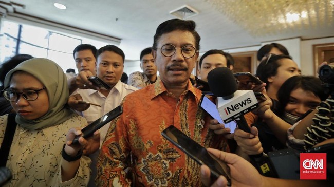 Menkominfo Johnny G Plate saat peluncuran portal aduanasn.id dan penandatanganan SKB penanganan radikaliesme ASN di Jakarta. Selasa, 12 Novber 2019. CNN Indonesia/Adhi Wicaksono