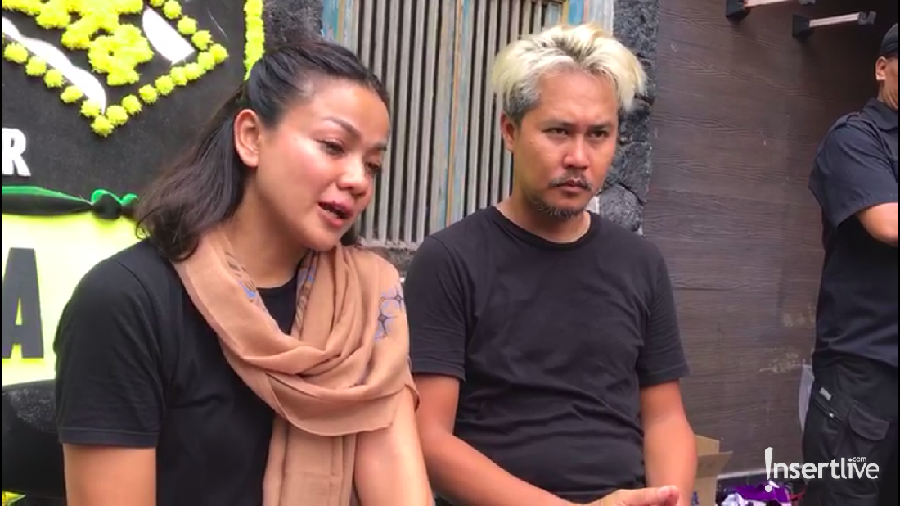 Nirina Zubir tak punya firasat soal kepergian selamanya sang bunda.