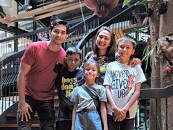 Darius Masih Tidur, Donna Agnesia Pilih Olah Raga Pagi dengan Anak