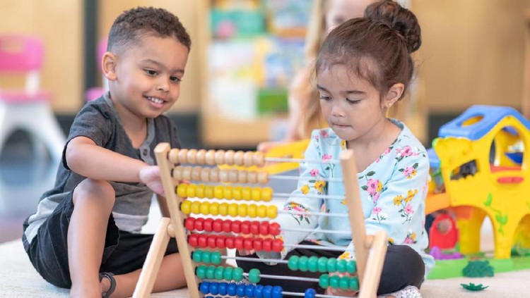 ilustrasi anak montessori
