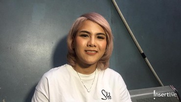 img-title Pengakuan Evelyn Anjani Sempat Ingin Operasi Ganti Kelamin