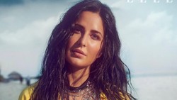 Gaya Seksi Katrina Kaif, Pamer Punggung hingga Tampil Tanpa Bra
