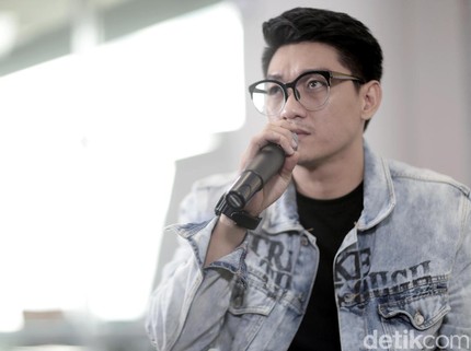 1 Tahun Tsunami Banten, Ifan Seventeen Berharap Mendiang Istri Masih Hidup