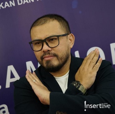 Jawaban Joko Anwar Terkait Ketertarikan Buat Film Tentang Ahmad Dhani