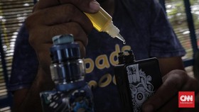 Mau Bawa Vape Naik Pesawat, Ternyata Ada Aturannya Lho!