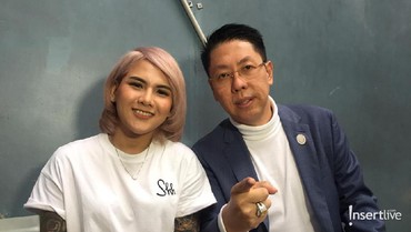 img-title Somasi Kedua Tak Dihiraukan, Evelyn akan Polisikan 'RA' Besok