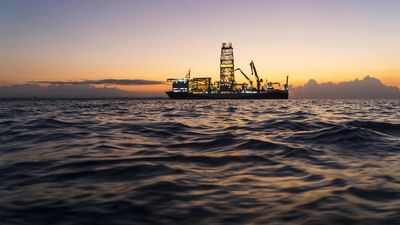 Membandingkan Ketahanan BBM RI vs Negara Tetangga, Mana Lebih Perkasa?