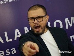 Pejabat Imigrasi Soetta Dicopot usai Diprotes China, Joko Anwar: Malu Gila