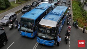 Demo Buruh, TransJakarta Ubah Rute Blok M-Kota