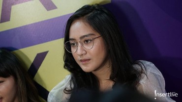 img-title Tabrak 2 Mobil di Kemang, Salshabilla Adriani Sempat Kabur