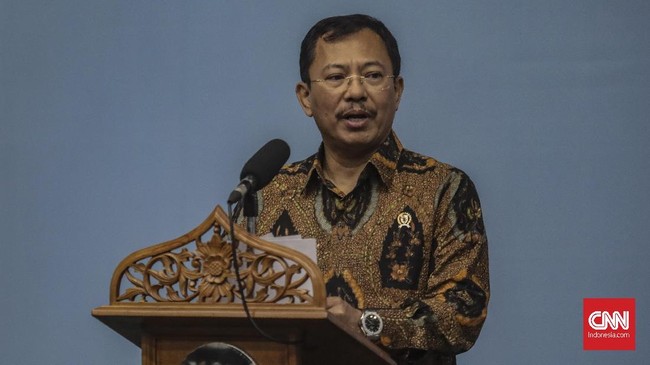 Dua orang WNI telah dinyatakan positif terjangkit virus corona, saat ini keduanya tengah dirawat dan tempat tinggal mereka telah diisolasi.