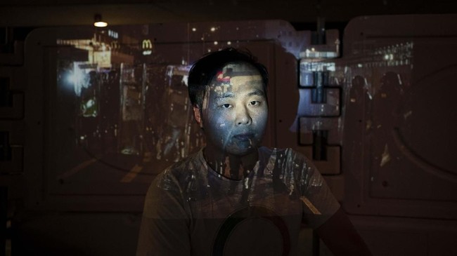 FOTO : Potret Demonstran Bertopeng Hong Kong