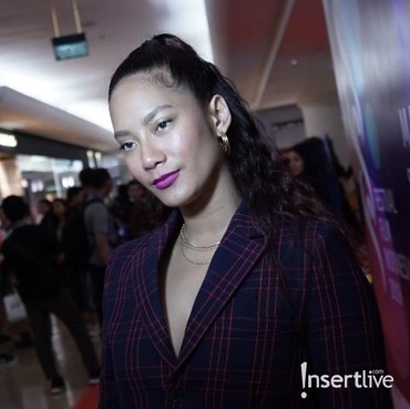 Pesan di Balik Foto Bugil Tara Basro yang Jadi Sorotan