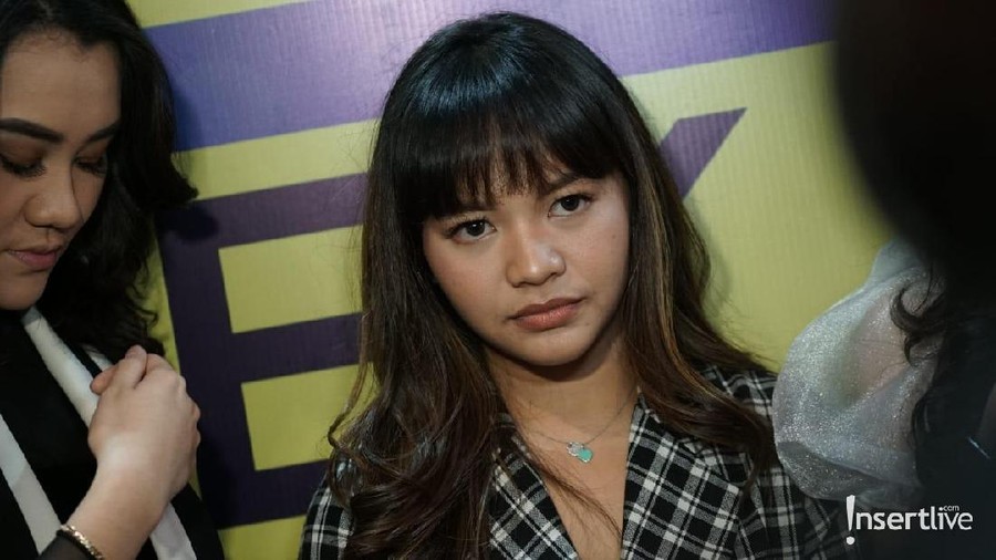 Amel Carla
