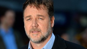Russel Crowe Jadi Zeus di Thor: Love and Thunder