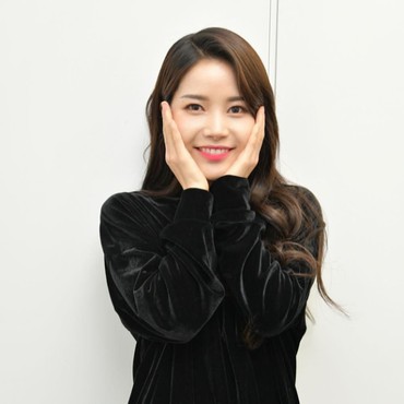 Lirik Lagu Exit (OST The Escape Of The Seven) - Solar MAMAMOO