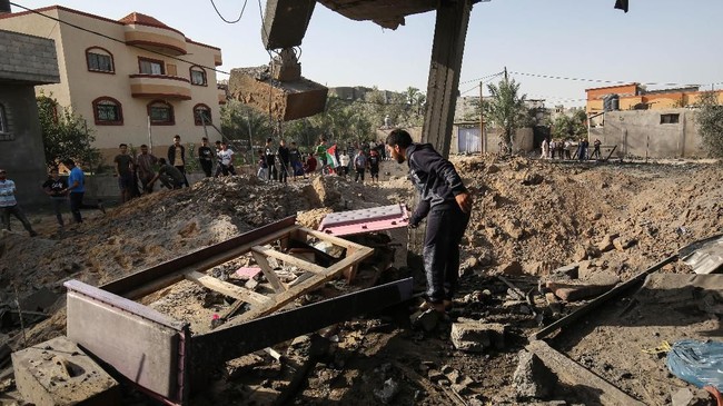 FOTO: Rudal Israel Gempur Gaza