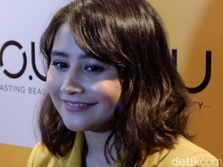 Pole Dance Bikin Prilly Latuconsina Happy