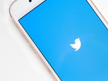 Hari Rebahan Nasional Trending di Twitter, Netizen: Kerja Woy