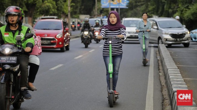 Bupati Pandeglang, Irna Narulita, menilai uang Rp38 miliar tidak lah besar, apalagi bagi pemda yang dikeluarkan untuk meningkatkan kesejahteraan RT/RW.