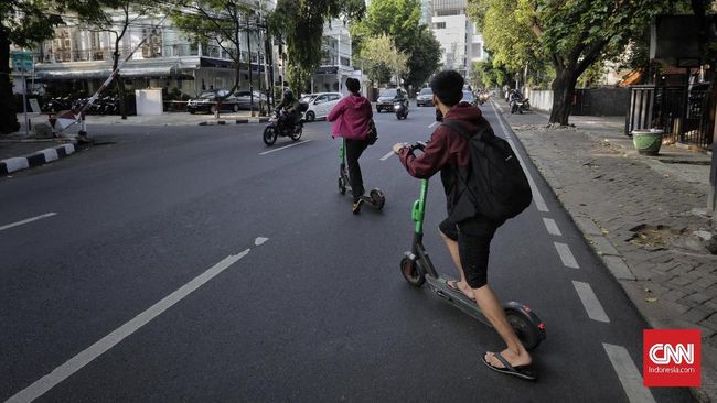 Otopet Listrik GrabWheels Wajib Digunakan di Jalur Sepeda