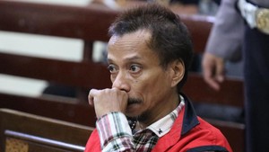 Pecah Pembuluh Saraf Otak, Hubert Henry Boomerang Koma