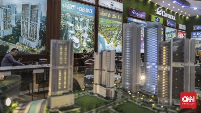 Usulan Pemilik MNC Group Hary Tanoesoedibjo agar orang asing lebih mudah memiliki properti membawa keuntungan dan kerugian.