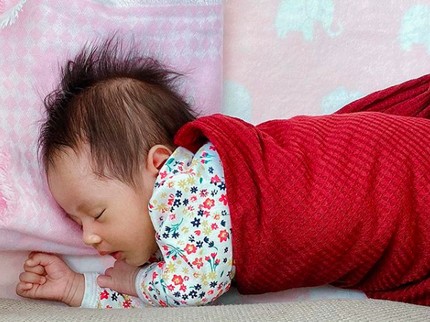 5 Foto Anak Kartika Putri, Gemas & Hidung Mancungnya Bikin Salah Fokus