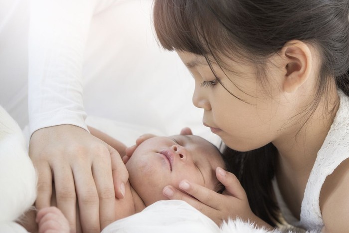 3 Fakta Eldest Daughter Syndrome Menurut Studi