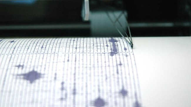 BMKG melaporkan terjadi gempa M 5,8 di 50 kilometer timur Bula, Seram Bagian Timur, Maluku