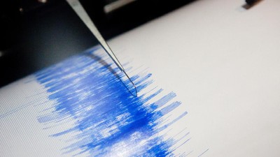 Gempa berkekuatan magnitudo 5,5 mengguncang Kabupaten Pangandaran, Jawa Barat, Kamis (28/12).