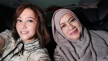 Unggah Foto di Jet Pribadi, Ibunda Maia Estianty Sindir Barbie?