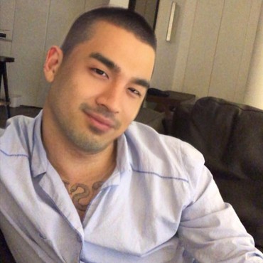 Taeyang Big Bang Unggah Foto Berkumis Tipis, CL: Buruan Hapus!