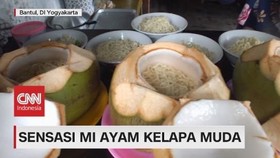 VIDEO: Mencicipi Sensasi Mi Ayam Kelapa Muda