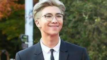 img-title Bucin Akut, Seorang Ibu Tega Ganti Foto Anak dengan Wajah RM BTS