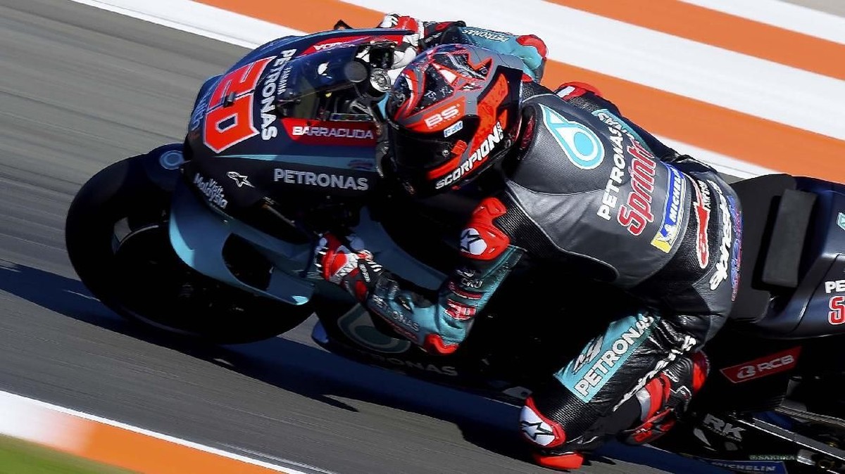 FOTO: Kalahkan Marquez, Quartararo Rebut Pole MotoGP Valencia