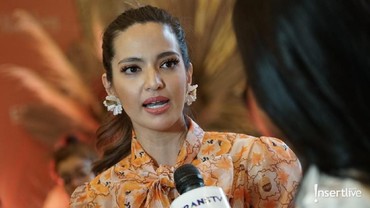 Reaksi Nia Ramadhani Saat Disinggung soal Mantan Pacar Ardi Bakrie