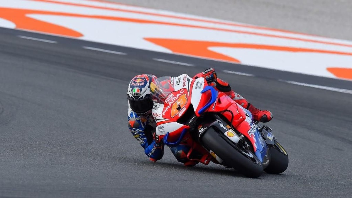 FOTO: Marquez Perkasa di MotoGP Valencia 2019