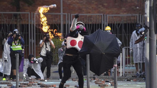 Yuli Riswati merupakan wartawati asal Indonesia yang bekerja untuk Suara Hong Kong News, media cetak yang terbit di Hong Kong