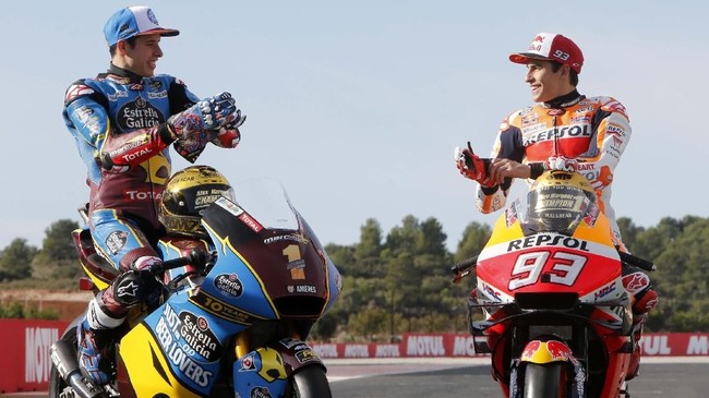 Alex Marquez mengalami kecelakaan saat menunggangi motor RC213V Repsol Honda dalam tes MotoGP di Sirkuit Ricardo Tormo.