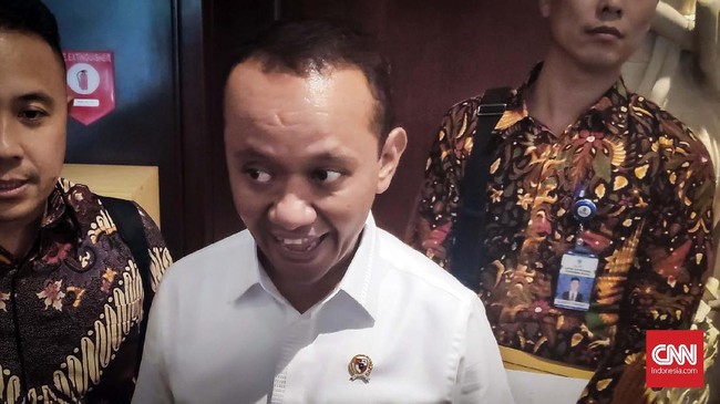 BKPM membantah UU Cipta Kerja menghilangkan kewenangan pemerintah daerah dalam proses pengurusan izin investasi.