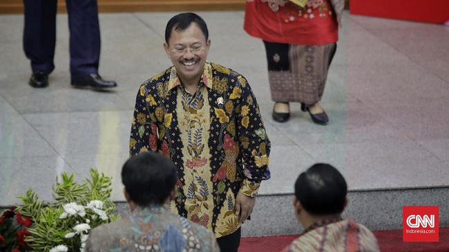 Menteri Kesehatan Terawan Agus Putranto mengatakan bakal menampung aspirasi masyarakat terkait penggunaan rokok elektrik alias vape.