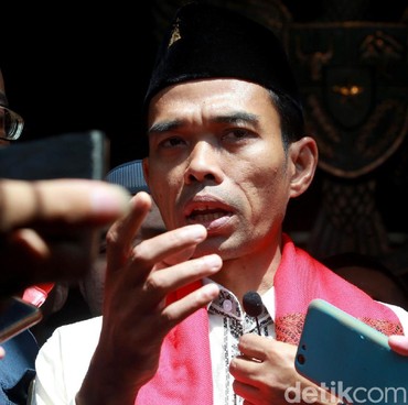 Ramai Kabut Akhir Zaman Hari ke-15 Ramadhan, UAS: Apa Salahnya Siap-siap