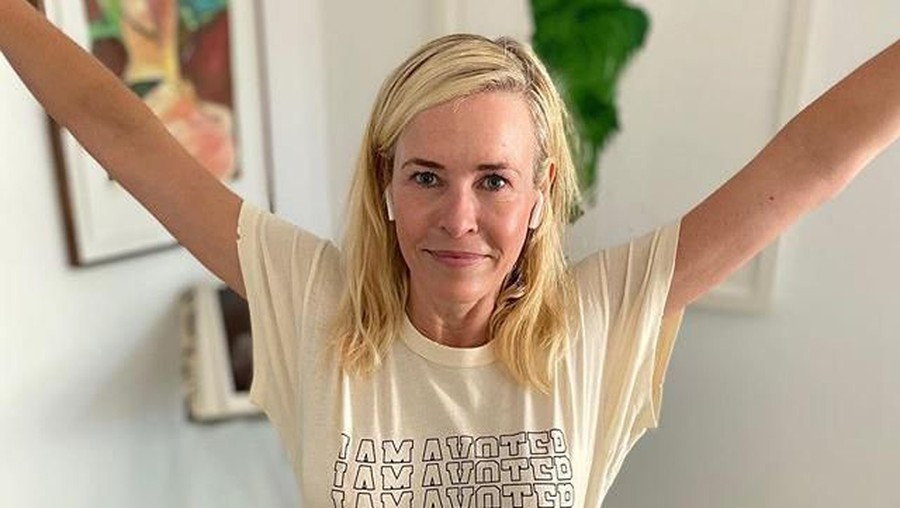 4. Chelsea Handler Beberapa seleb yang akun Instagramnya dicekal.