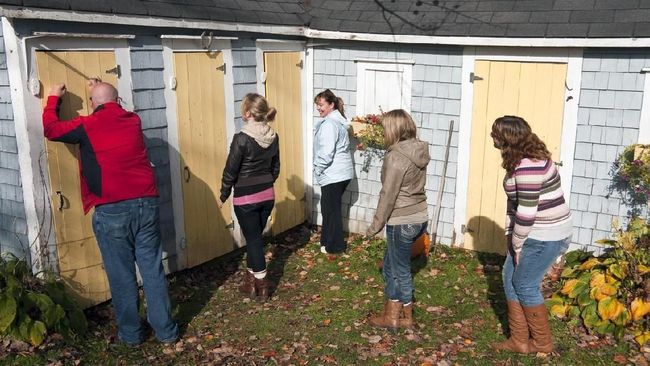 3 Alasan Toilet Wanita Selalu Antre Panjang