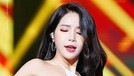 7 Potret Seksi Solar MAMAMOO Dalam Balutan Crop Top Beberapa potret cantik leader Mamamoo, Solar menggunakan baju crop top cukup menjadi sorotan.