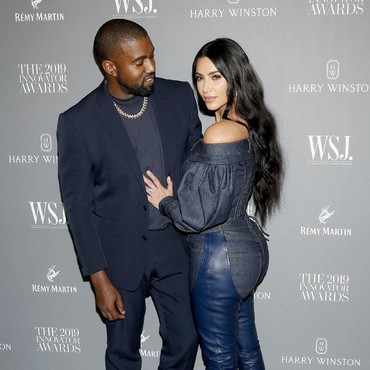 Pacaran dengan Irina Shayk, Kanye West Resmi Unfollow Kim Kardashian