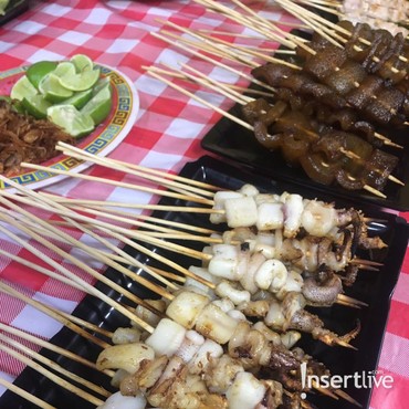 Sate Cumi dan Lobster Lapis Mozarella yang Getarkan Lambung