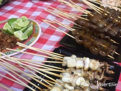 Sate Cumi dan Lobster Lapis Mozarella yang Getarkan Lambung