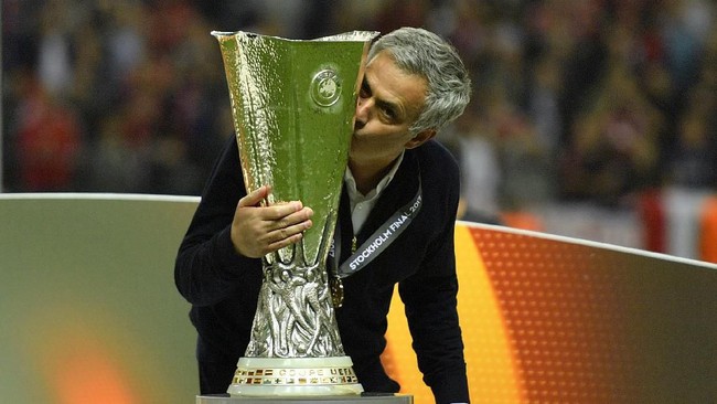 Jose Mourinho diklaim ingkar janji terhadap 'sumpahnya' usai menerima pinangan Tottenham Hotspur dan menggantikan Mauricio Pochettino.